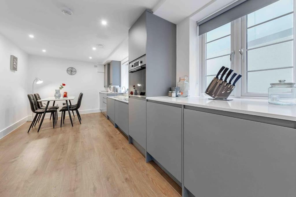 Holiday Home Sleep 8 Central London 9Elms Eksteriør bilde