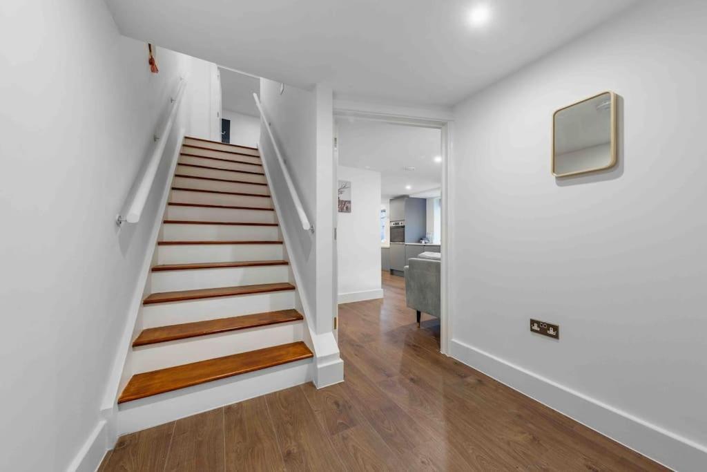 Holiday Home Sleep 8 Central London 9Elms Eksteriør bilde