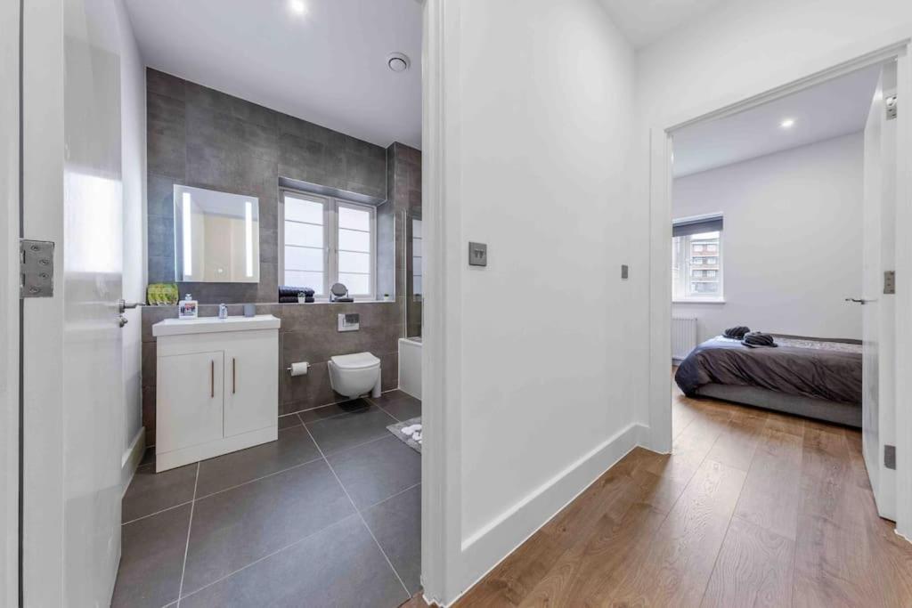 Holiday Home Sleep 8 Central London 9Elms Eksteriør bilde